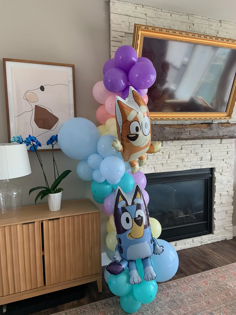 Bluey themed custom balloon arrangement