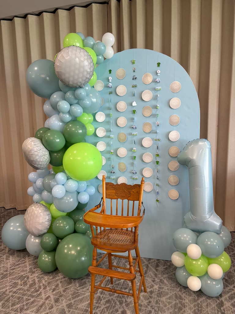 Beautiful First Birthday Balloon Installation